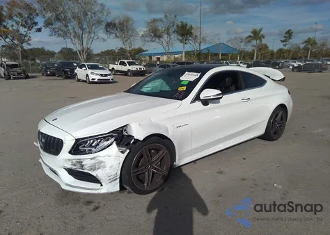 2019 Mercedes-Benz C 63 Amg z USA, uszkodzony, nr VIN WDDWJ8GB4KF850507